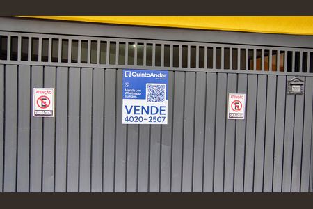 Casa à venda com 210m², 3 quartos e 2 vagasplaca