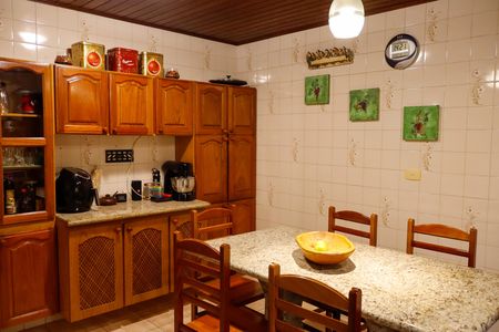 Cozinha de casa à venda com 3 quartos, 210m² em Veloso, Osasco