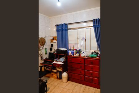 Casa à venda com 210m², 3 quartos e 2 vagasEscritório