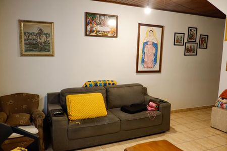 Casa à venda com 210m², 3 quartos e 2 vagassala