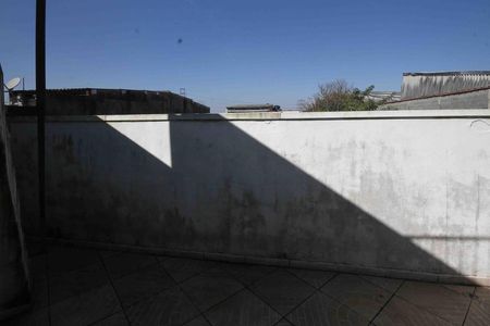 Casa para alugar com 3 quartos, 200m² em Vila Guarani(zona Leste), São Paulo