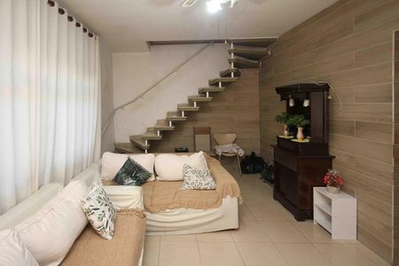 Casa para alugar com 3 quartos, 200m² em Vila Guarani(zona Leste), São Paulo