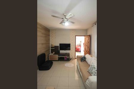 Casa para alugar com 3 quartos, 200m² em Vila Guarani(zona Leste), São Paulo