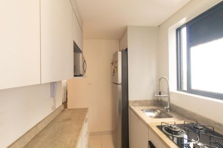 Apartamento à venda com 44m², 2 quartos e 1 vaga Apartamento à venda com 44m², 2 quartos e 1 vagaCozinha e Área de Serviço