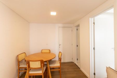 Sala de apartamento à venda com 2 quartos, 44m² em Água Verde, Curitiba