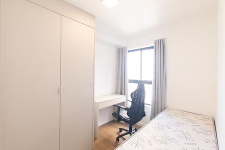 Quarto 1 de apartamento à venda com 2 quartos, 44m² em Água Verde, Curitiba