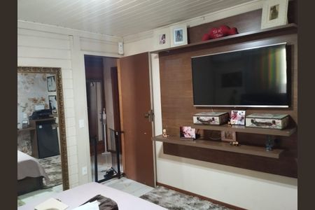Sala de casa à venda com 3 quartos, 110m² em Matapaca, Niterói
