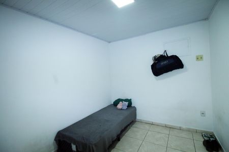 Casa para alugar com 32m², 1 quarto e sem vagaSala - Quarto