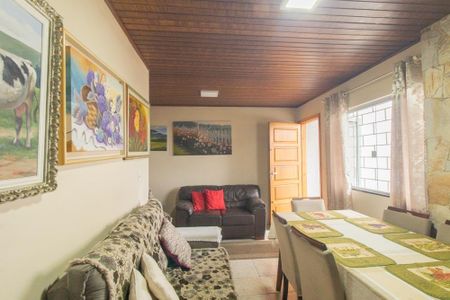 Sala de casa à venda com 3 quartos, 200m² em Atuba, Curitiba