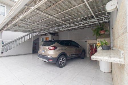 Garagem de casa à venda com 3 quartos, 200m² em Atuba, Curitiba