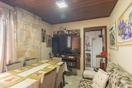Casa à venda com 3 quartos, 200m² em Atuba, Curitiba