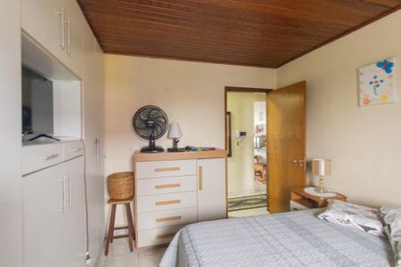 Casa à venda com 200m², 3 quartos e 6 vagas Casa à venda com 200m², 3 quartos e 6 vagasQuarto 2