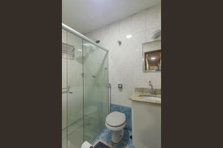 Casa à venda com 200m², 3 quartos e 6 vagas Casa à venda com 200m², 3 quartos e 6 vagasBanheiro Social