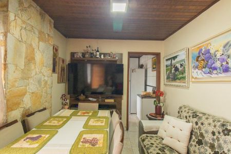 Sala de casa à venda com 3 quartos, 200m² em Atuba, Curitiba