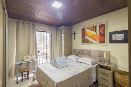 Casa à venda com 200m², 3 quartos e 6 vagas Casa à venda com 200m², 3 quartos e 6 vagasQuarto 1
