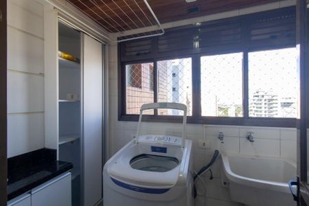 Apartamento à venda com 73m², 3 quartos e 1 vagaÁrea de Serviço