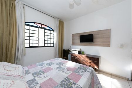 Quarto 1 de casa para alugar com 2 quartos, 100m² em Santa Helena, Belo Horizonte