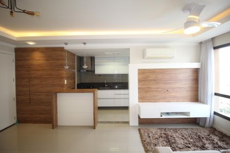 Apartamento para alugar com 65m², 2 quartos e 1 vagaSala