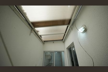 Apartamento à venda com 70m², 2 quartos e 1 vagaÁrea de Serviço