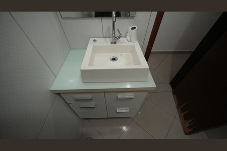 Apartamento à venda com 70m², 2 quartos e 1 vagaBanheiro Social