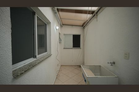 Apartamento à venda com 70m², 2 quartos e 1 vagaÁrea de Serviço