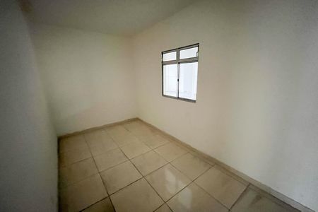 Quarto 1 de apartamento para alugar com 1 quarto, 45m² em Engenho do Porto, Duque de Caxias