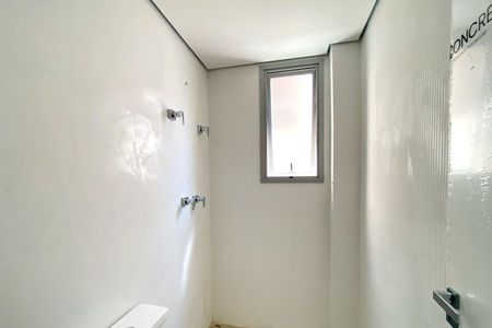 Casa de condomínio à venda com 175m², 3 quartos e 2 vagas Casa de condomínio à venda com 175m², 3 quartos e 2 vagasBanheiro