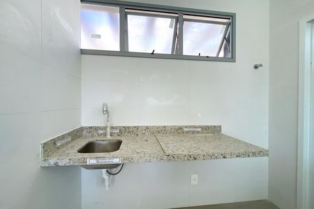 Casa de condomínio à venda com 175m², 3 quartos e 2 vagas Casa de condomínio à venda com 175m², 3 quartos e 2 vagasÁrea de Serviço