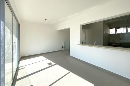 Sala de casa de condomínio à venda com 3 quartos, 175m² em Buritis, Belo Horizonte