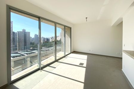 Casa de condomínio à venda com 175m², 3 quartos e 2 vagas Casa de condomínio à venda com 175m², 3 quartos e 2 vagasSala