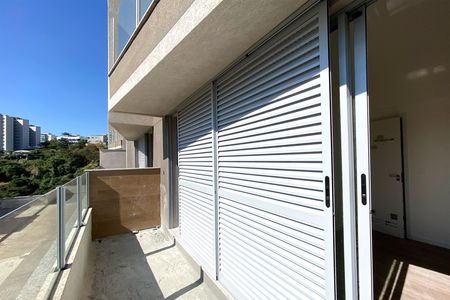 Casa de condomínio à venda com 175m², 3 quartos e 2 vagas Casa de condomínio à venda com 175m², 3 quartos e 2 vagasVaranda dos Quartos