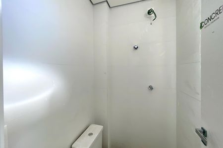 Casa de condomínio à venda com 175m², 3 quartos e 2 vagas Casa de condomínio à venda com 175m², 3 quartos e 2 vagasBanheiro de serviço