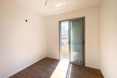 Casa de condomínio à venda com 175m², 3 quartos e 2 vagas Casa de condomínio à venda com 175m², 3 quartos e 2 vagasQuarto 2