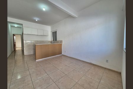 Apartamento para alugar com 2 quartos, 75m² em Vargem Pequena, Rio de Janeiro