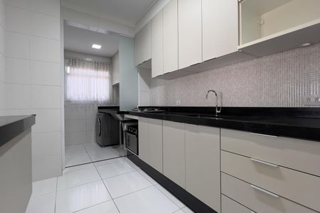 Apartamento para alugar com 83m², 3 quartos e 1 vaga Apartamento para alugar com 83m², 3 quartos e 1 vagaCozinha e Área de Serviço