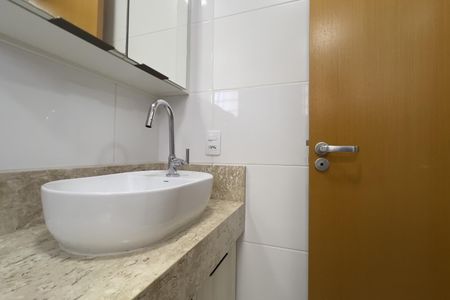 Apartamento para alugar com 83m², 3 quartos e 1 vaga Apartamento para alugar com 83m², 3 quartos e 1 vagaBanheiro da Suíte