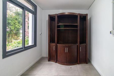 Casa para alugar com 4 quartos, 1000m² em Tristeza, Porto Alegre