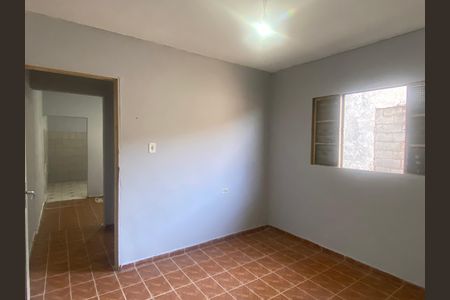 Casa para alugar com 300m², 1 quarto e 1 vagaQuarto