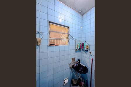 Casa à venda com 245m², 1 quarto e 2 vagas Casa à venda com 245m², 1 quarto e 2 vagasBanheiro