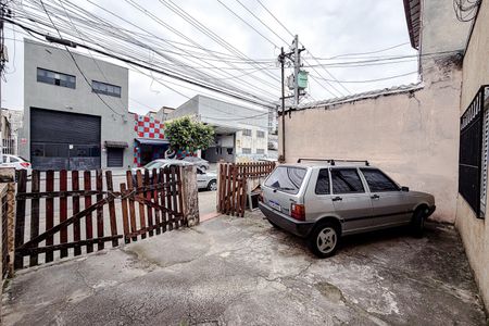 Casa à venda com 245m², 1 quarto e 2 vagas Casa à venda com 245m², 1 quarto e 2 vagasGaragem