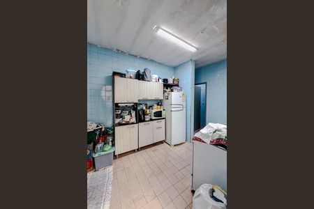 Casa à venda com 245m², 1 quarto e 2 vagas Casa à venda com 245m², 1 quarto e 2 vagasCozinha