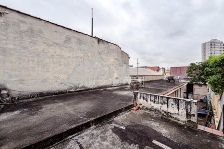 Casa à venda com 245m², 1 quarto e 2 vagas Casa à venda com 245m², 1 quarto e 2 vagasÁrea externa