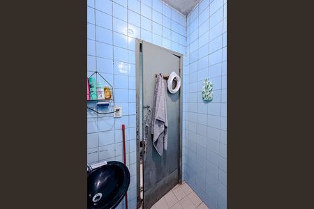 Casa à venda com 245m², 1 quarto e 2 vagas Casa à venda com 245m², 1 quarto e 2 vagasBanheiro