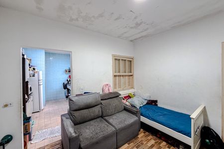 Casa à venda com 245m², 1 quarto e 2 vagas Casa à venda com 245m², 1 quarto e 2 vagasSala