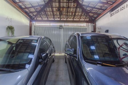 Garagem de casa à venda com 3 quartos, 136m² em Renascença, Belo Horizonte