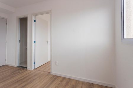 Sala de apartamento para alugar com 2 quartos, 34m² em Veleiros, São Paulo