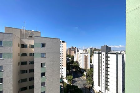 Apartamento à venda com 62m², 2 quartos e 1 vaga Apartamento à venda com 62m², 2 quartos e 1 vagaVista Quarto 2