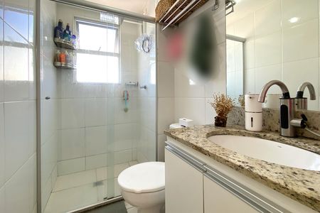 Apartamento à venda com 62m², 2 quartos e 1 vaga Apartamento à venda com 62m², 2 quartos e 1 vagaBanheiro