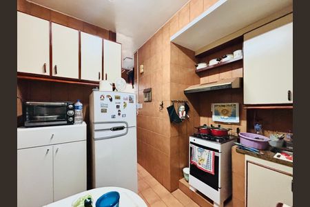 Cozinha de apartamento à venda com 3 quartos, 85m² em Copacabana, Rio de Janeiro