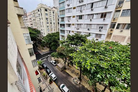 Vista da sala de apartamento à venda com 3 quartos, 85m² em Copacabana, Rio de Janeiro